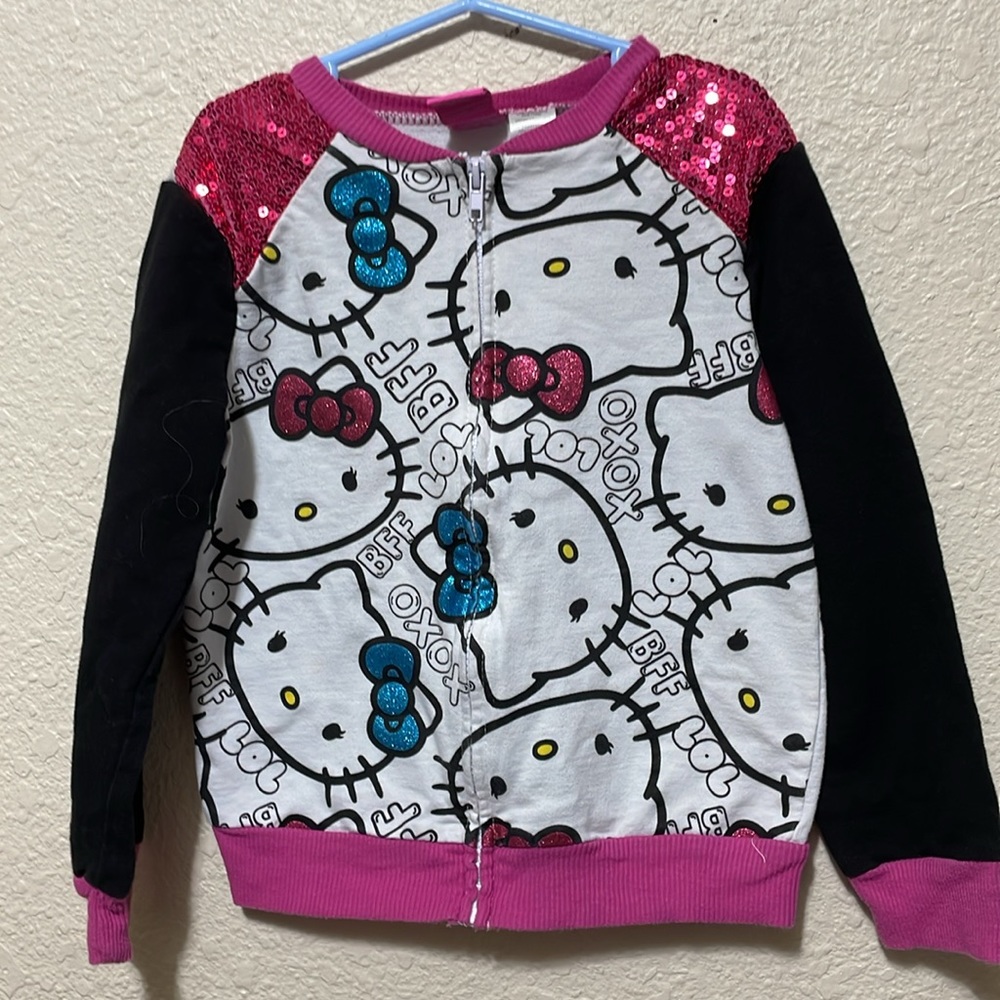Hello Kitty Girl's Hooded Sweatshirt. Good Condition. Really Cute. Size  S 6/6X.